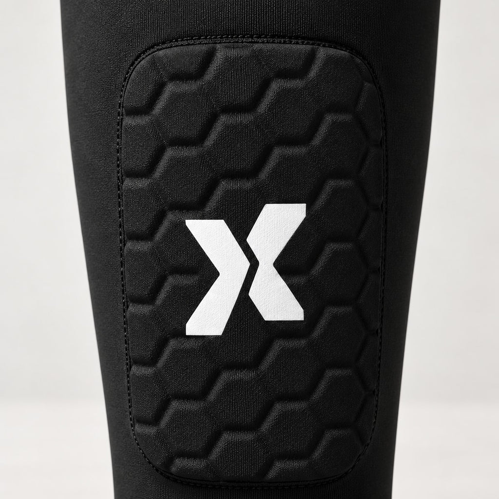 Détail de la coque alvéolée junior et du symbole X EXTÉR