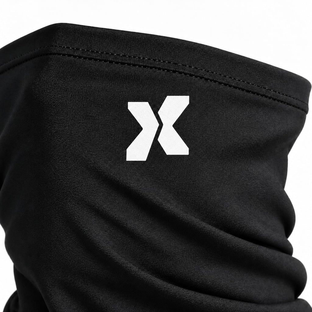 Détail du tour de cou et du symbole X EXTÉR