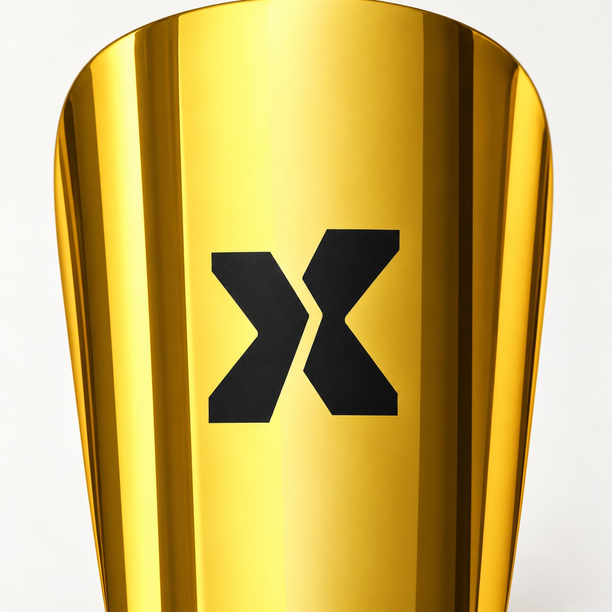 Détail de la finition dorée et du symbole X EXTÉR